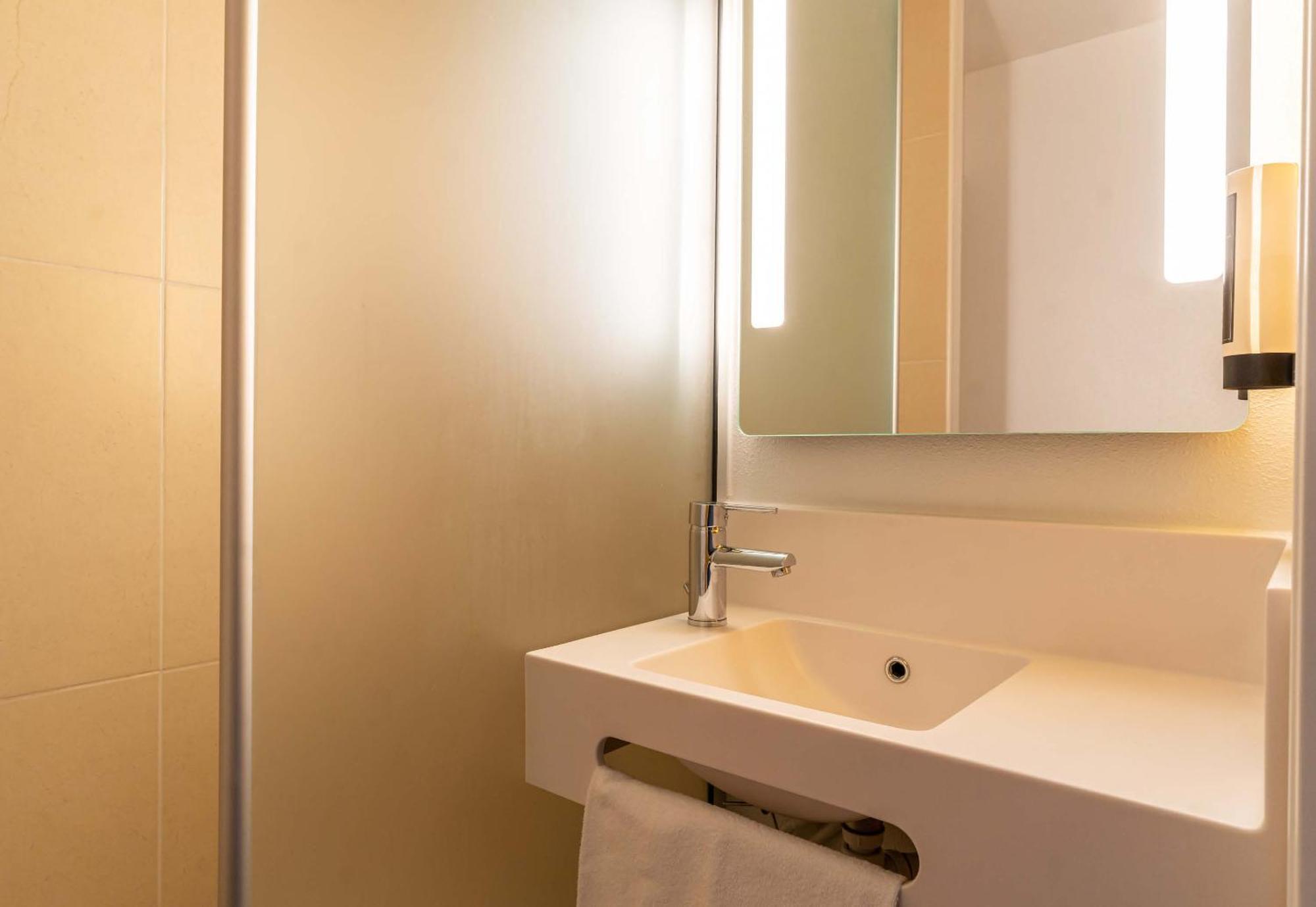 B&B Hotel Aix-En-Provence Le Tholonet المظهر الخارجي الصورة